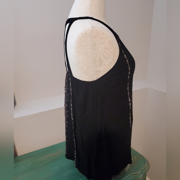 Black Aztec print Maurices Racerback Tank Top Size XXL - Picture 2 of 3